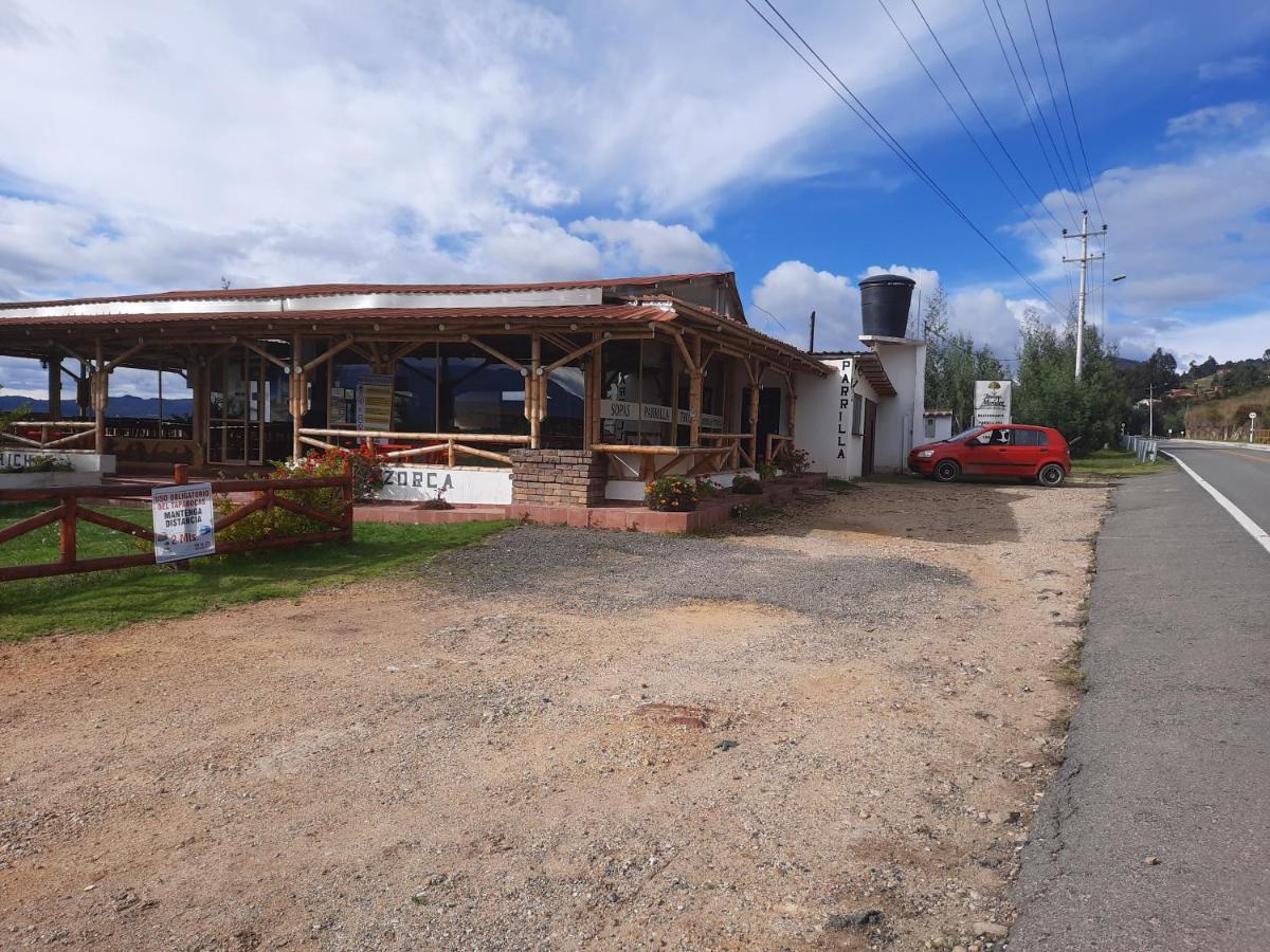 グアタビータ Benigno Mirador Bed & Breakfast エクステリア 写真